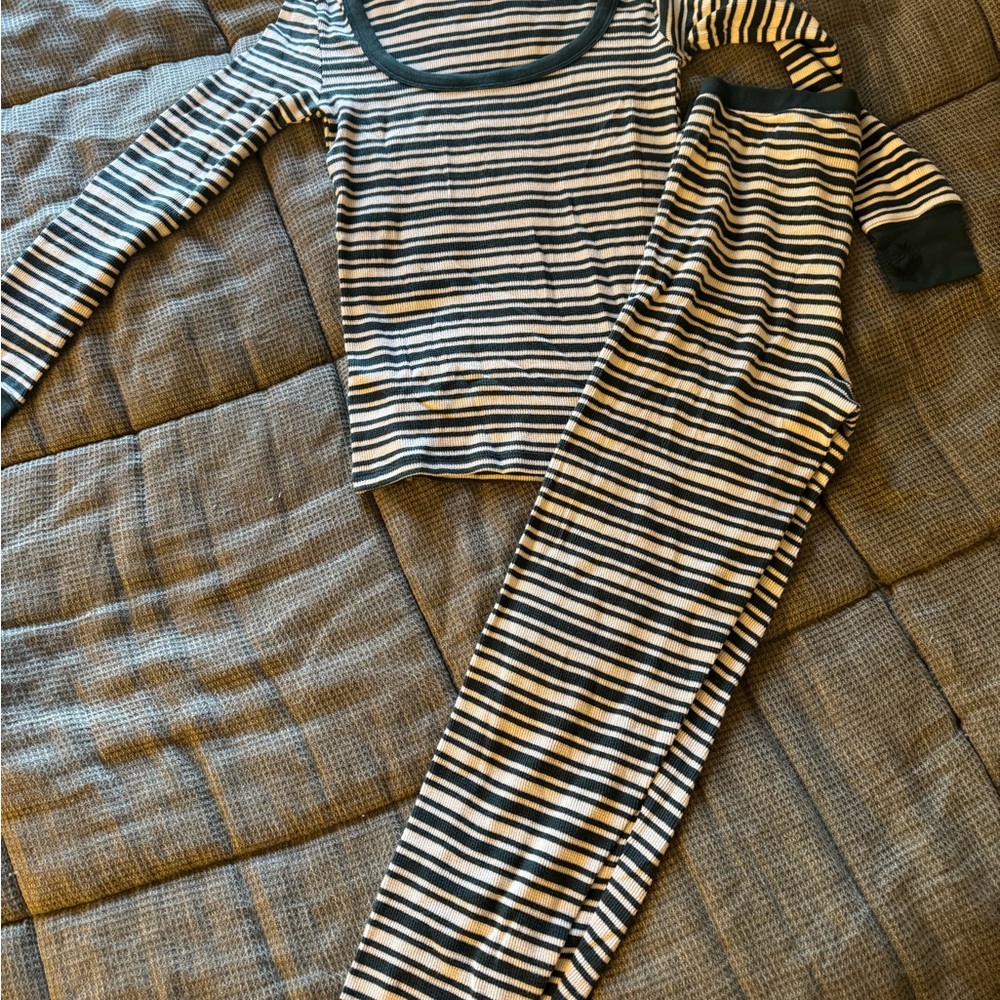 Victoria's Secret Green and White Striped Pajama Set Small-new, never worn